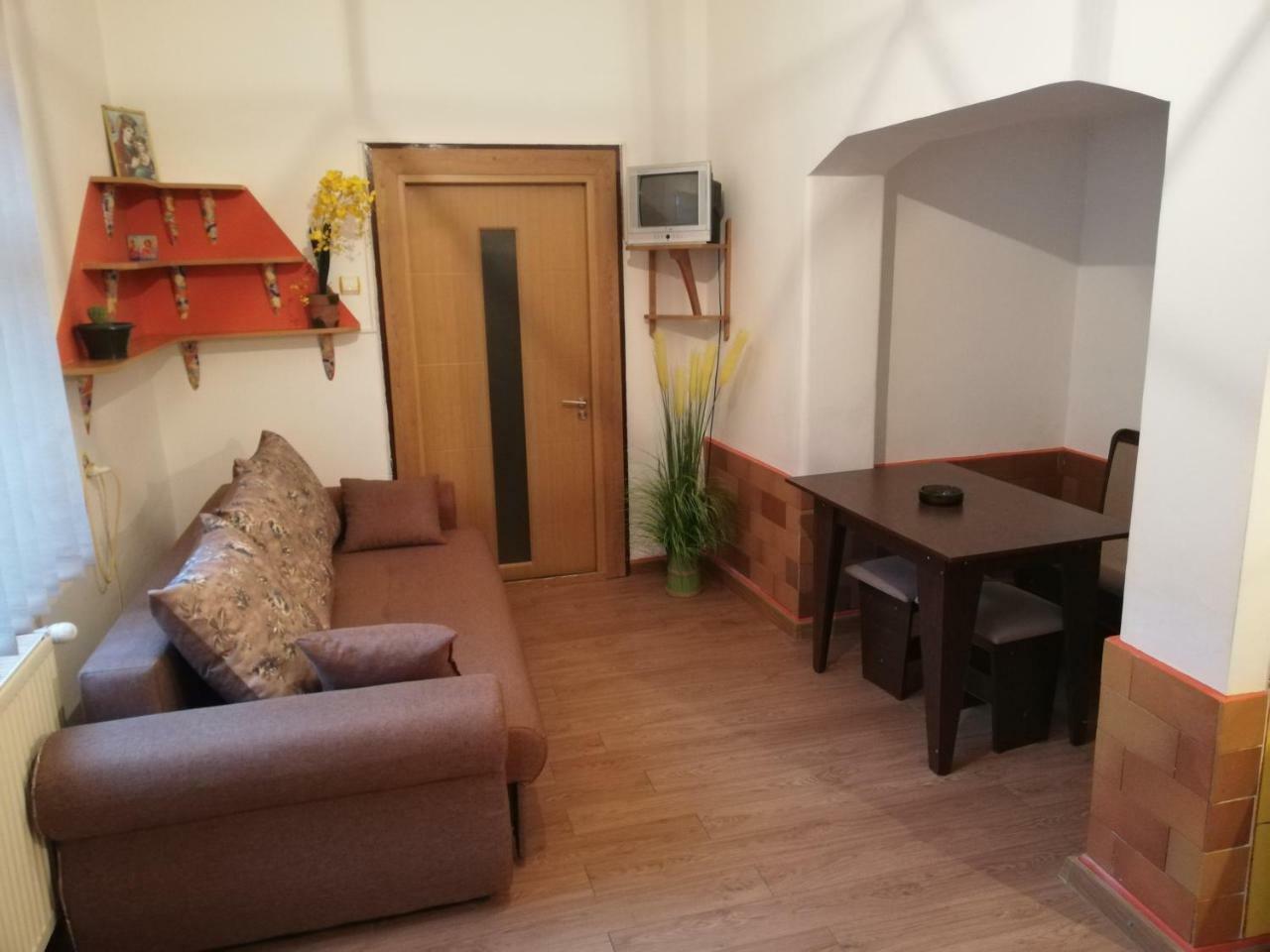 Arina'S Apartments 브라쇼브 외부 사진