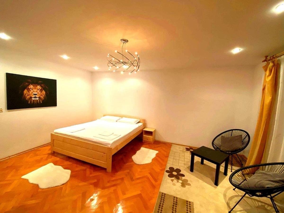 Arina'S Apartments 브라쇼브 외부 사진